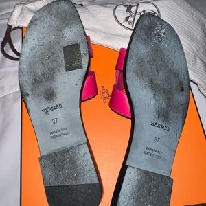 Authentic Hermes Oran sandal